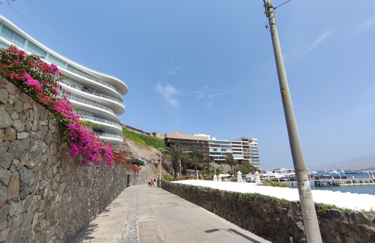 Набережная Анкон.