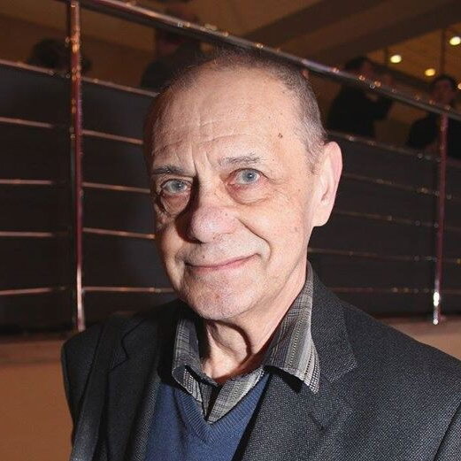    Гарри Бардин назвал хамством новый «Летучий корабль»