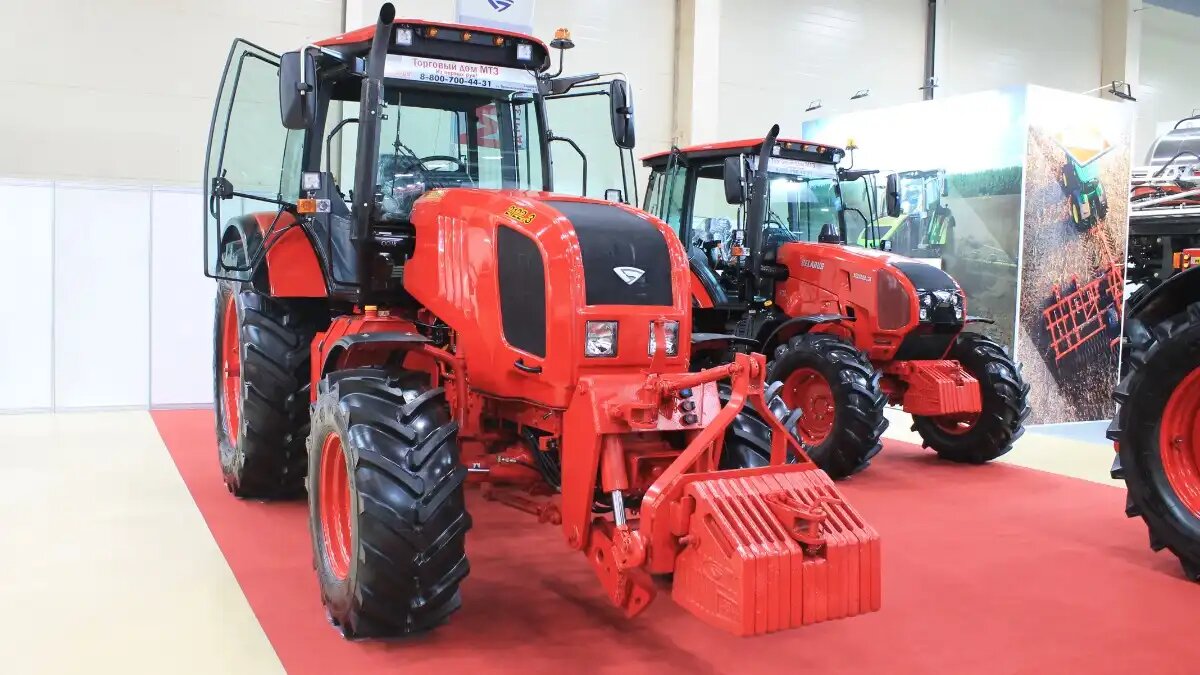 Фото: © Артем Борисов / Glavpahar.ru Тракторы BELARUS (фото иллюстрационное)