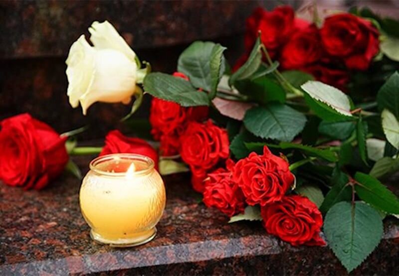 Годовщина смерти: правила поминания и возможности поддержки