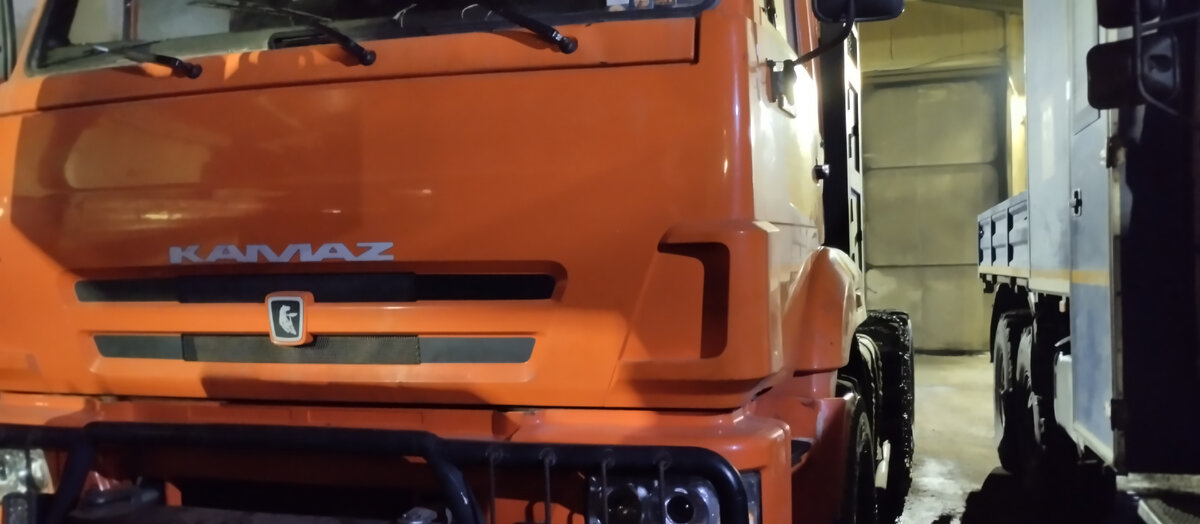 Автомобиль Камаз