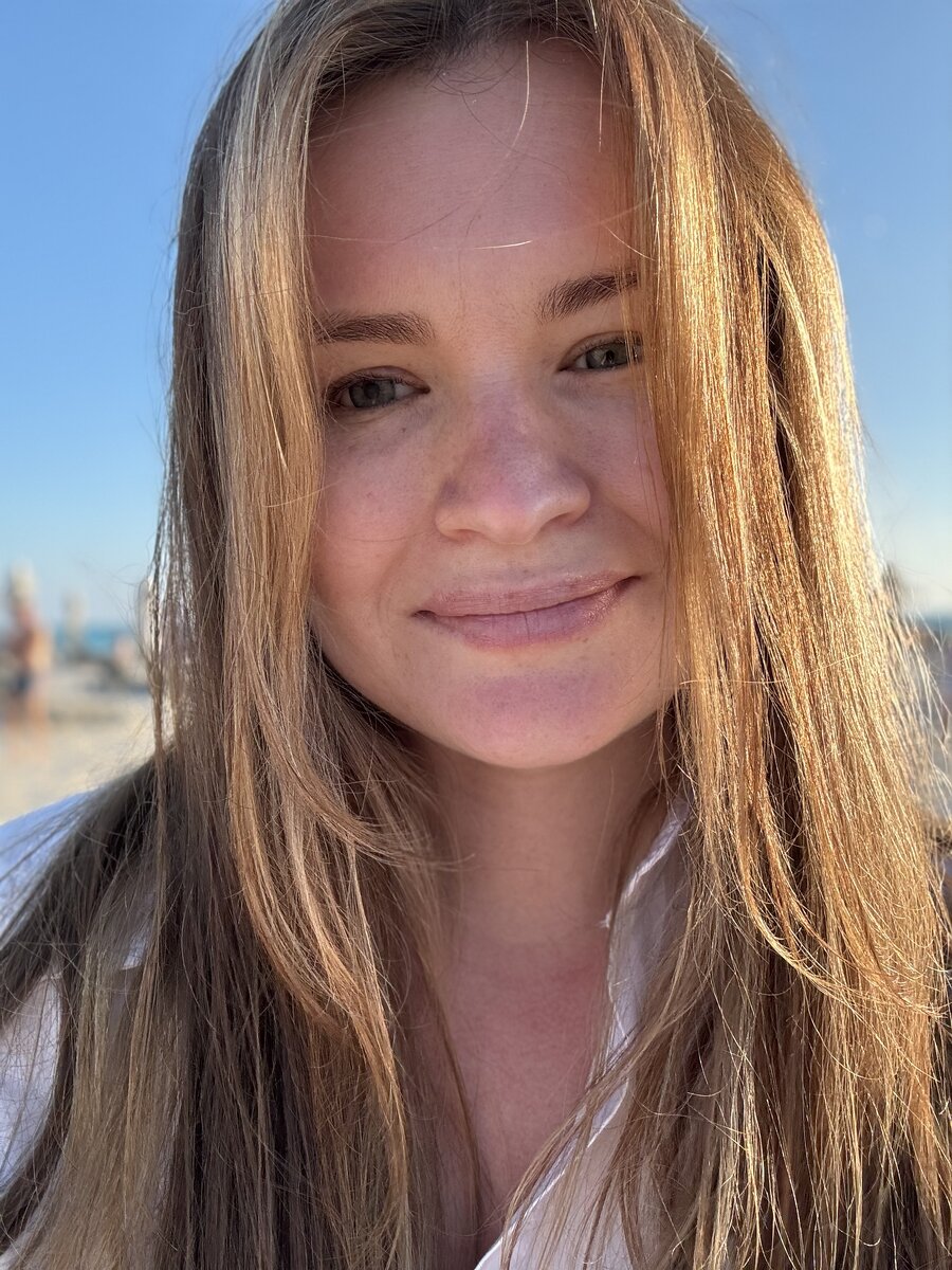 Как приличный русский человек я обгорела в первый же день