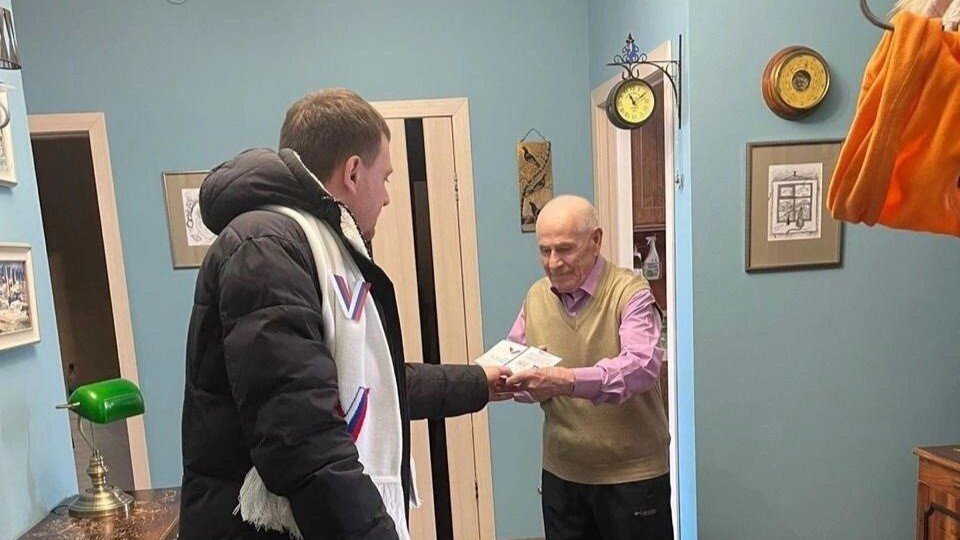    Члены УИК в Нижневартовске попали в гости к удивительному человеку