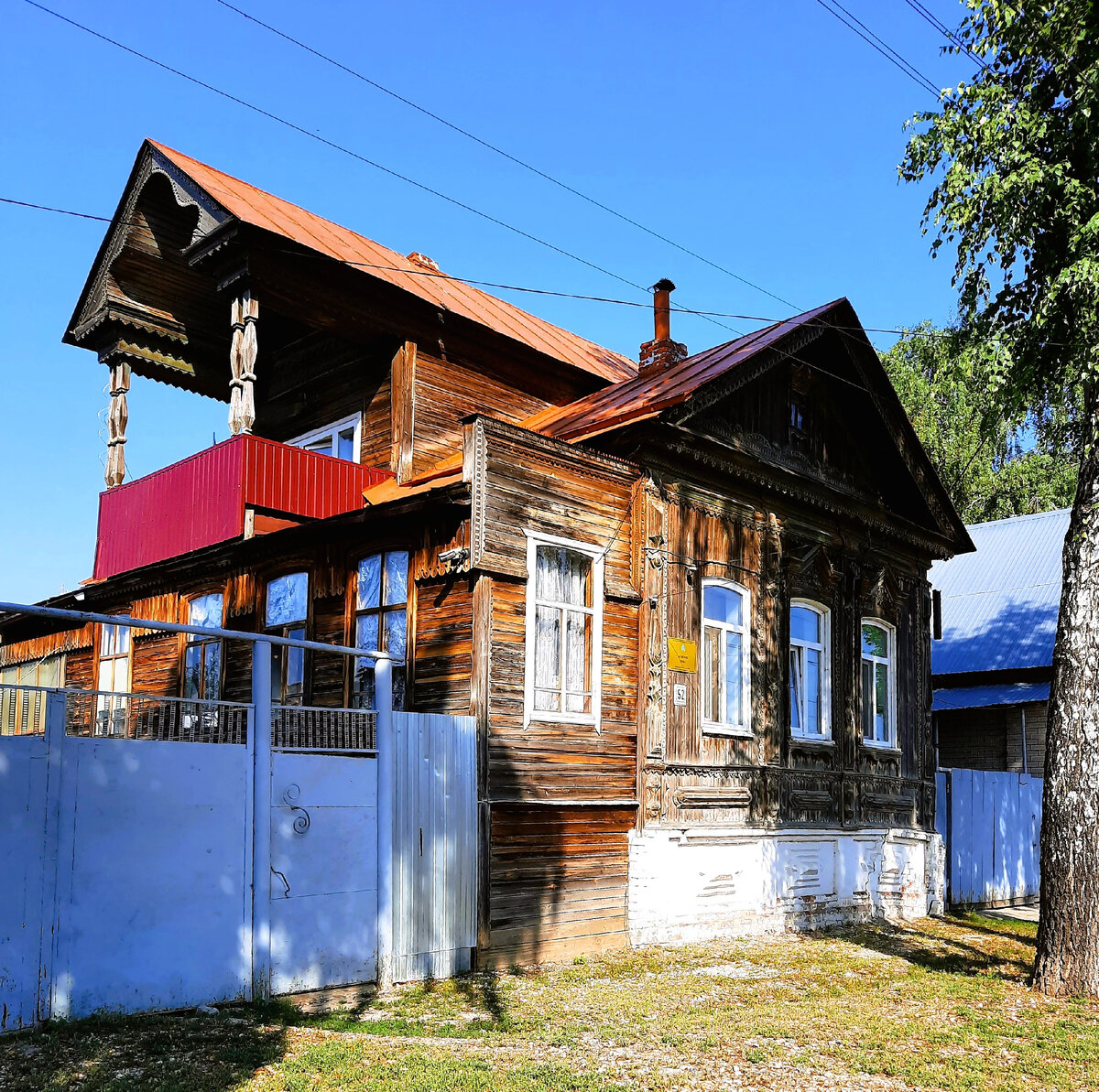 Отель жемчужина хвалынск. Дом в хвалынске. Хвалынь, хвалынск. Дом в хвалынске. Хвалынск пятиэтажка.