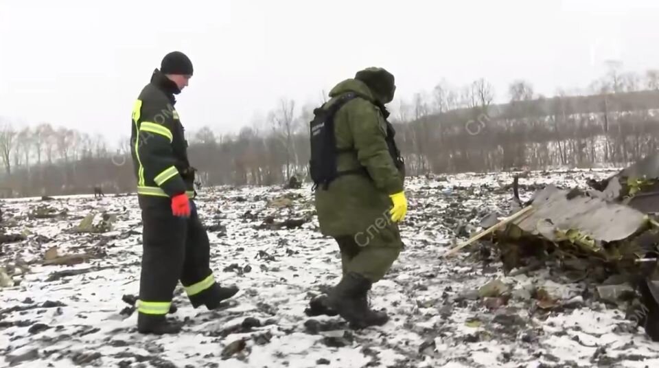    Место крушения Ил-76 в Белгородской области. Источник: t.me/sledcom_press