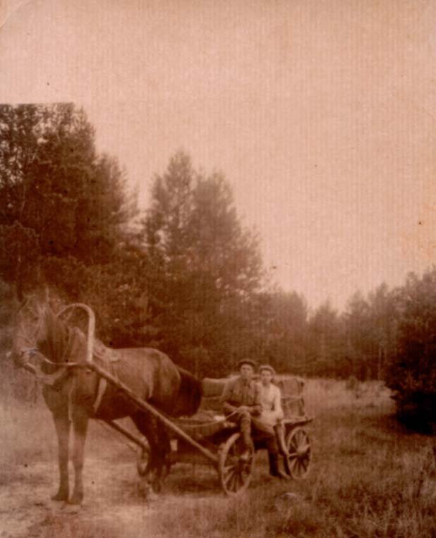 фотография послевоенного времени. Фото Девонин В.М.