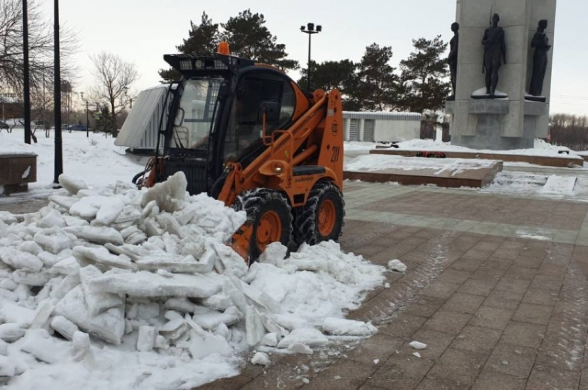    В Омске дорожные службы перешли в режим межсезонного обслуживания