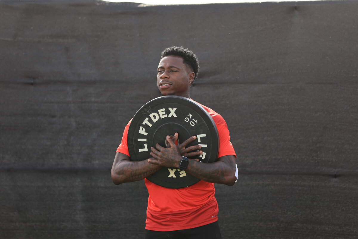 ПОЛУЗАЩИТНИК "СПАРТАКА" КВИНСИ ПРОМЕС НЕ СМОГ ВЫЛЕТЕТЬ ИЗ ОАЭ. STUPNIKOV ALEXANDER/GLOBALLOOKPRESS