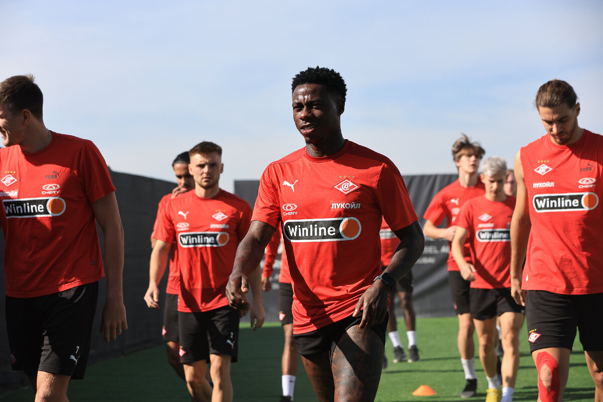 Квинси Промес находился вместе с командой "Спартака" на сборах в ОАЭ Фото: © Stupnikov Alexander\globallookpress