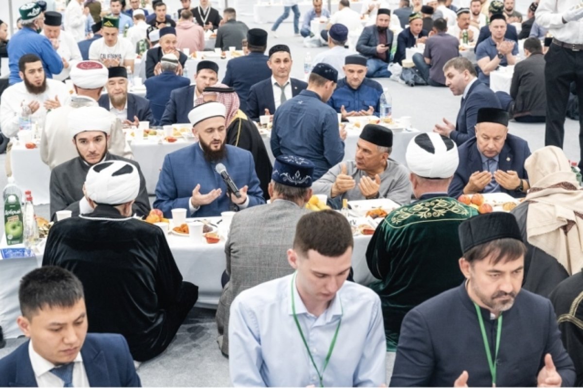    12 Республиканский ифтар в Казани обретет федеральный статус