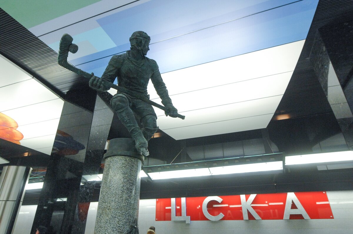 в москве открыли первую. в москве открыли первую. музей криптографии вднх. дегтярев и собянин. очередь в первый макдональдс в москве 1990.