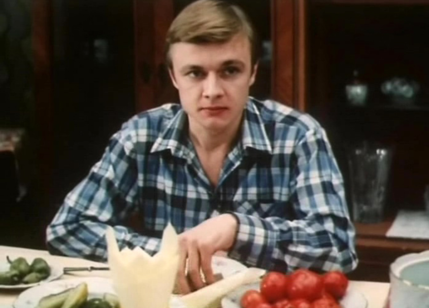 Владимир Шевельков в фильме "Премьера в Сосновке"