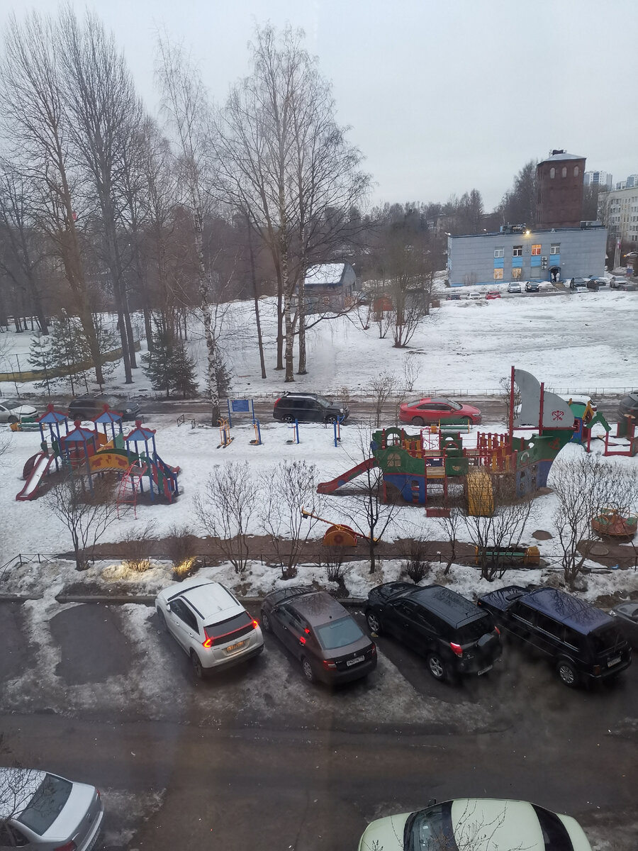 Снег тает, +1