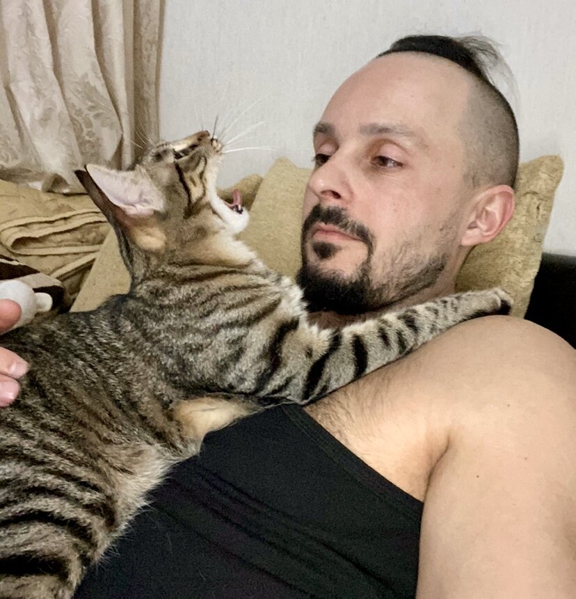 "За секунду до...". Попытайтесь угадать, что произошло через секунду:))