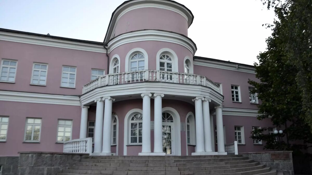     Пресс-служба прокуратуры Краснодарского края рассказала о супружеской паре, которая зарегистрировала фиктивный брак.