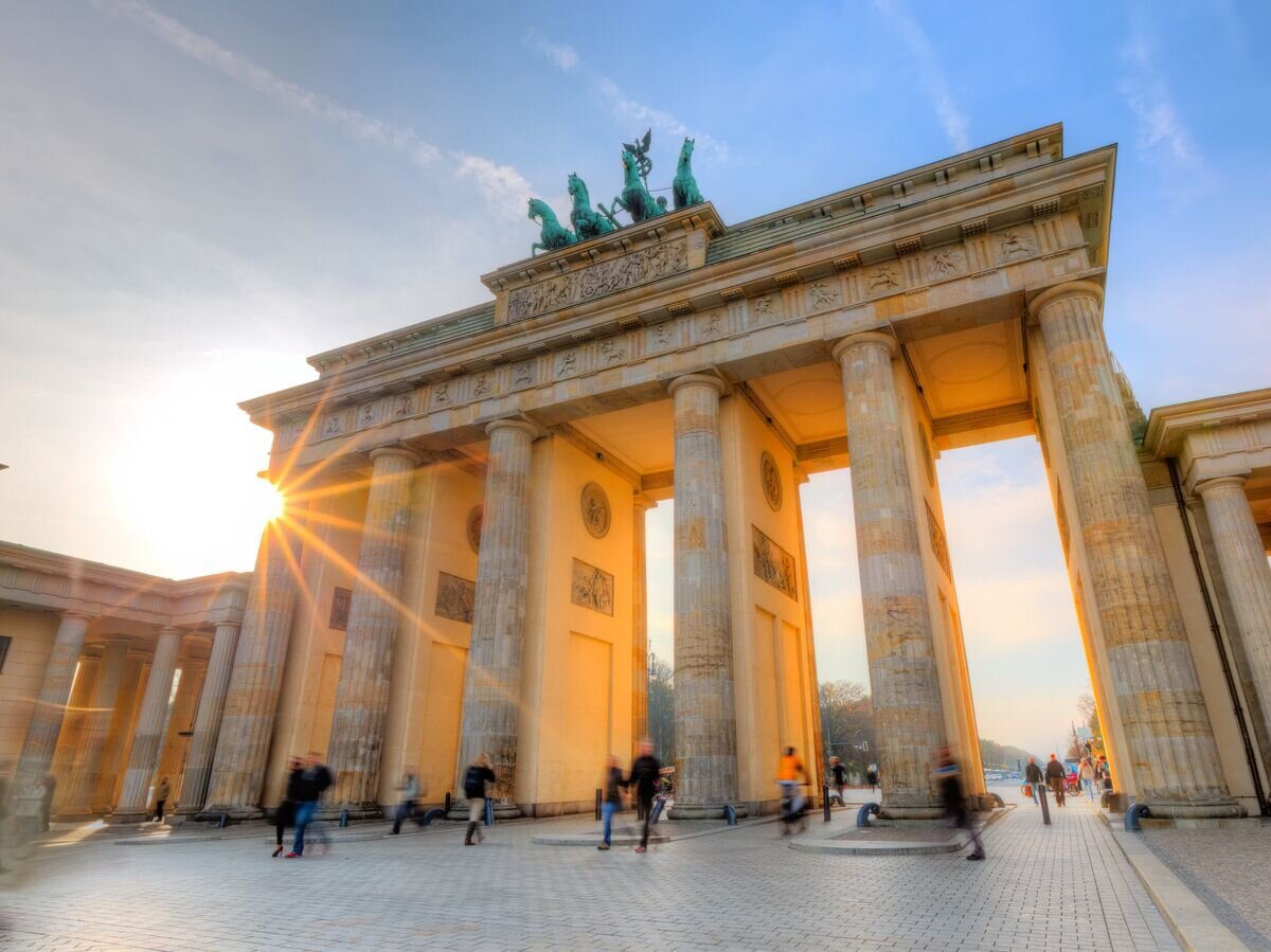    # Бранденбургские ворота© fotolia.com / sborisov