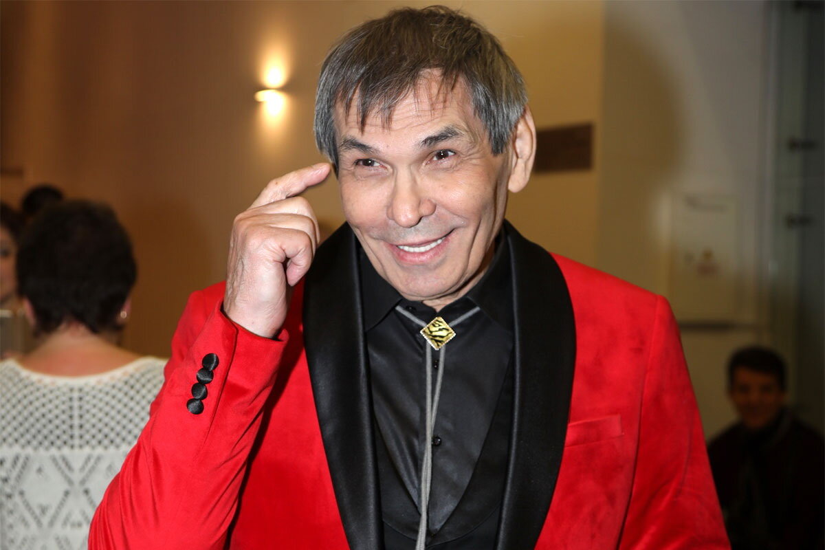 «Никого не узнает, кидается на врачей»: Почему Бари Алибасов в ...