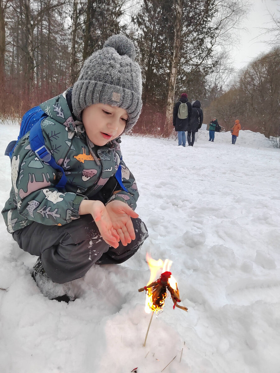 Сжигаем чучело Масленицы