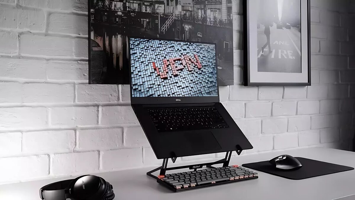     Роскомнадзор с 1 марта начинает блокировать информацию, которая способствует использованию VPN-сервисов. Но запрета самих программ пока не ожидается.