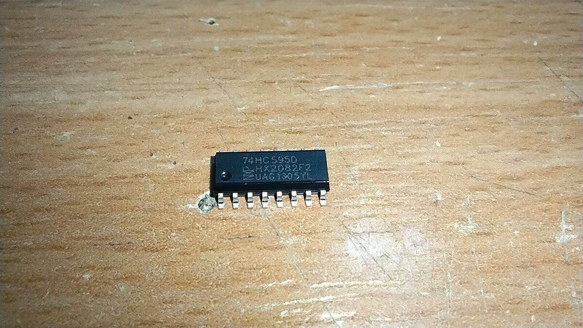 Сдвиговый регистр 74CH595