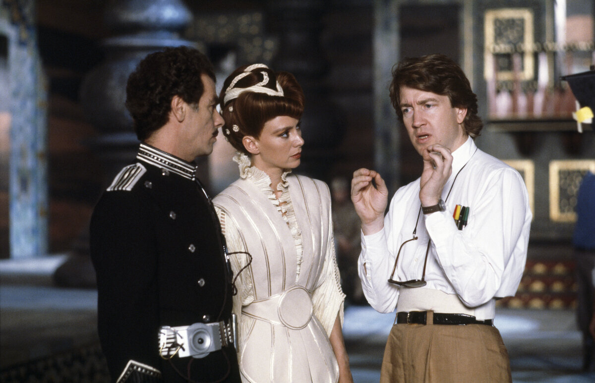 Дэвид Линч с актёрами на площадке