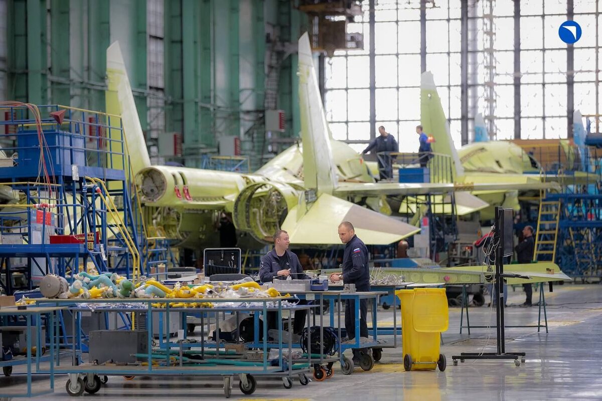 В цехах, где производят Су-34