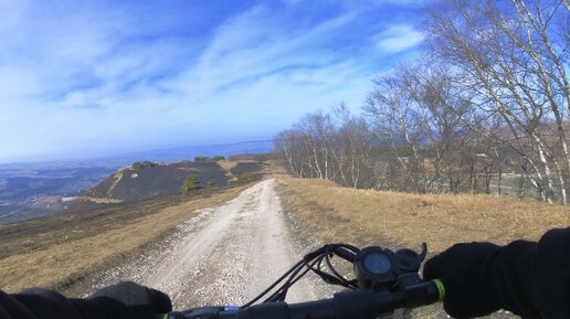 Дорога на джилы су. Кисловодск джилы су маршрут. Кисловодск дорога. Дорога в кисловодск была не близкой поэтому. Кисловодск дорога.