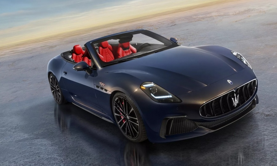 Кабриолет Maserati GranCabrio дебютировал с 550-сильным V6
