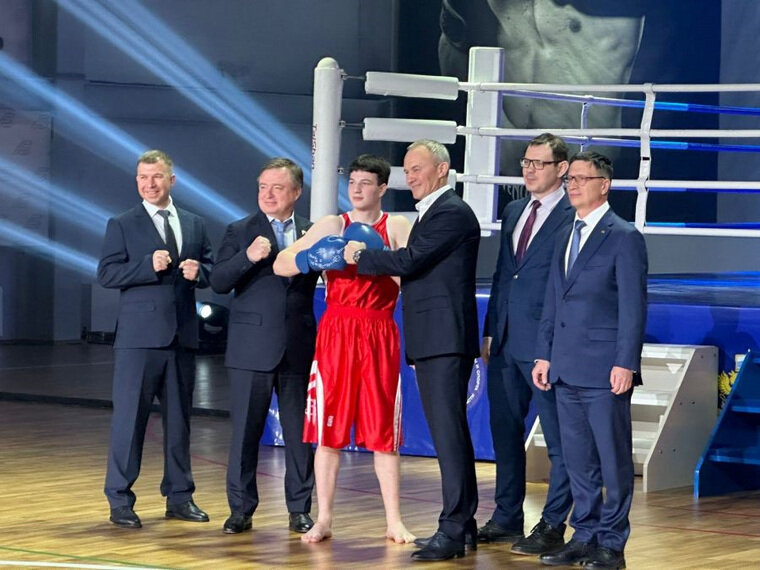    Это уже второе открытие центра бокса в Свердловской области