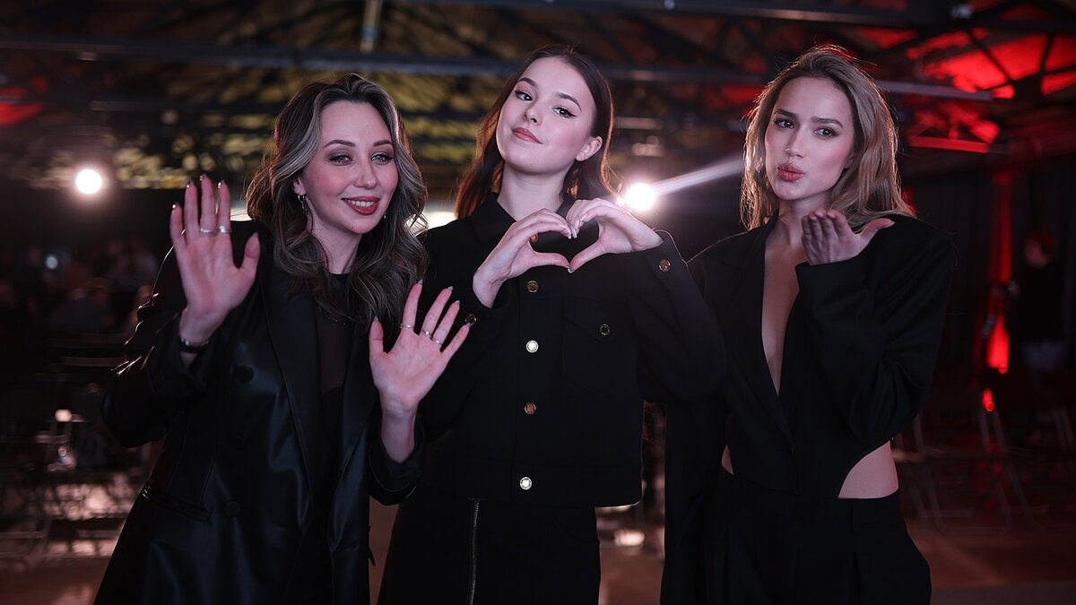 Лиза, Аня и Алина