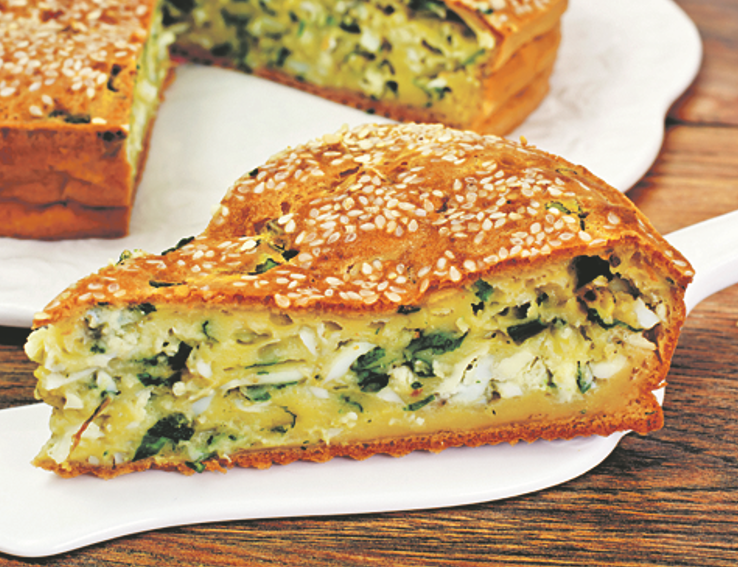 осетинские пироги с мясом и сыром. осетинский пирог с зеленью. осетинский хачапури с шпинатом. осетинский пирог с сыром и зеленью. осетинские пироги с мясом и сыром.