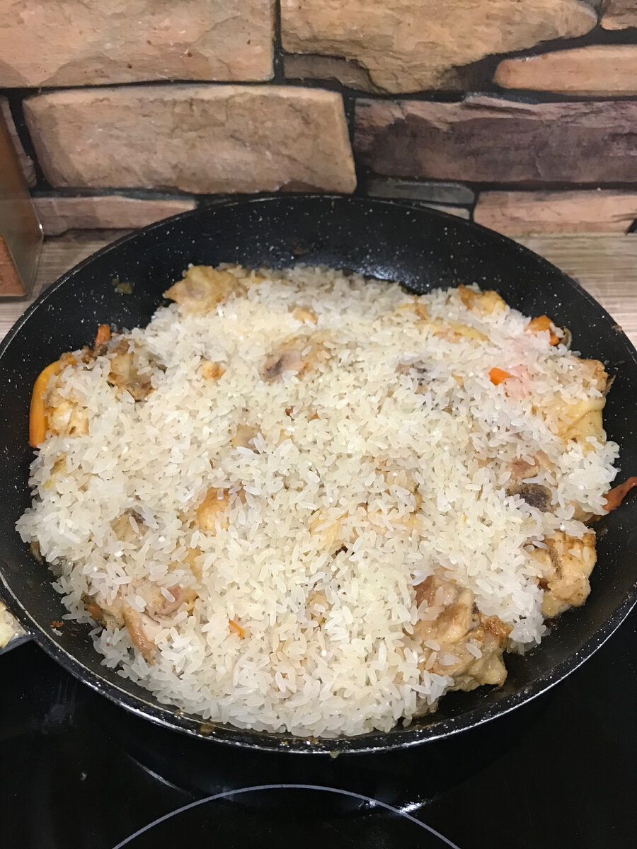 Plov узбекский. Как приготовить простой плов. Как приготовить простой плов. Как приготовить простой плов. Плов на вебере.