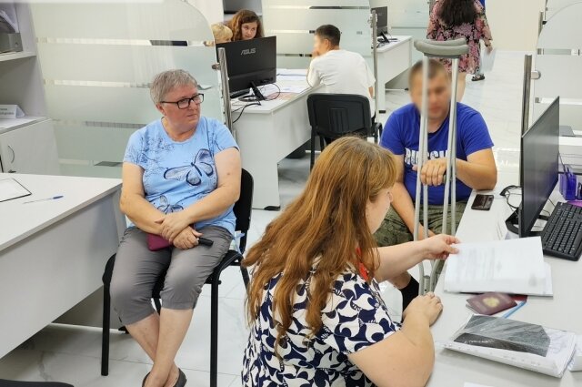    Посетители приходят в фонд за поддержкой как материальной, так и моральной. Фото: филиал фонда "Защитники Отечества" в Омской области