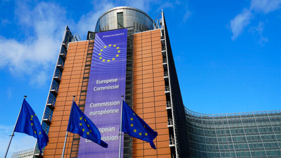    Еврокомиссия разблокировала €2 млрд для Будапешта Сергей Бунеев