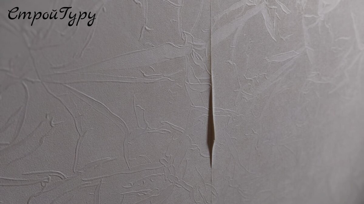 Места стыков обоев