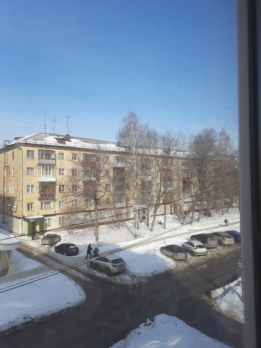 Вид их окна