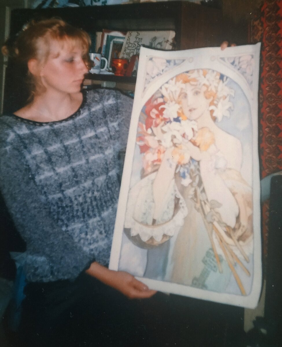 У меня осталось мало работ того периода и мало фотографий.