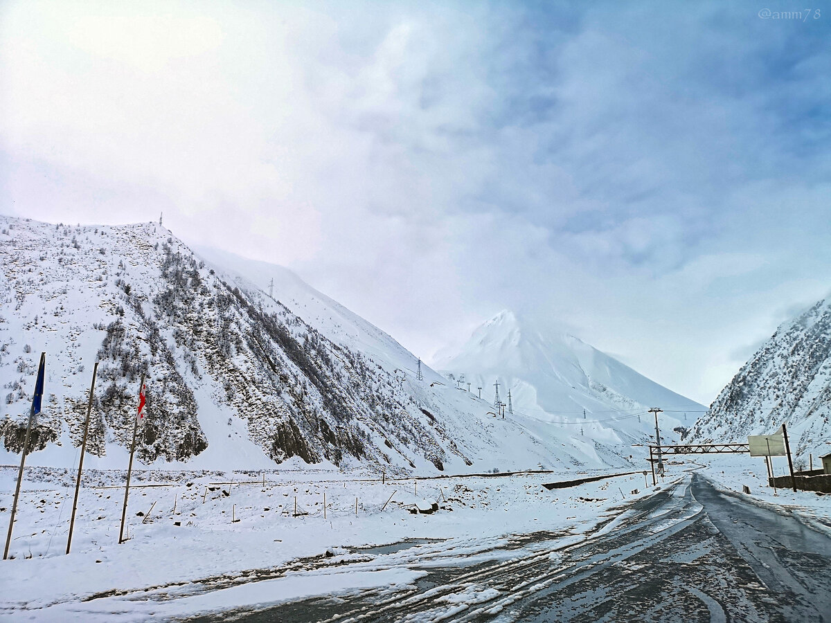 Huawei P20 Pro; ЭФР=57мм; f/1.8; 1/3484; ISO 50