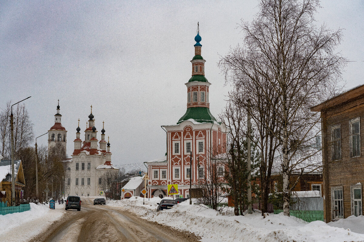 Тотьма, Рождественская и Входоиерусалимская церковь