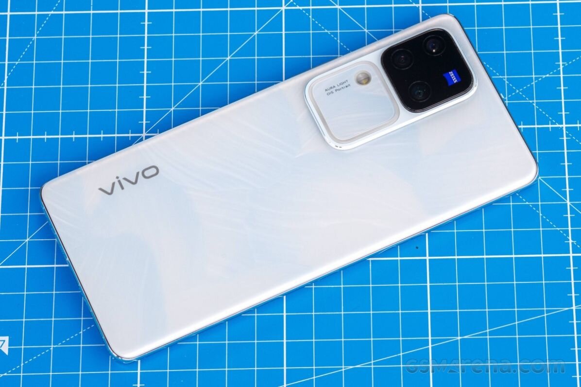 Vivo V30 Pro