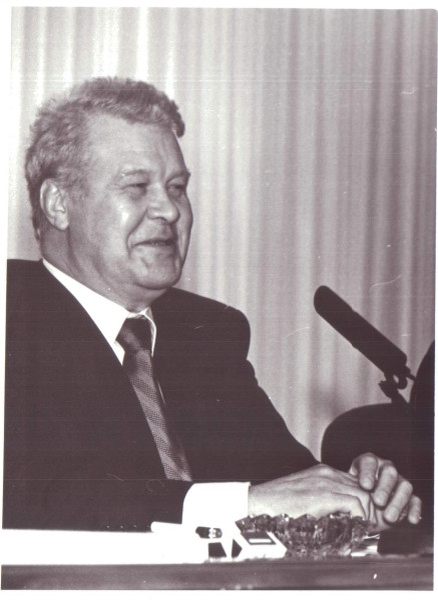 Владимир Каданников