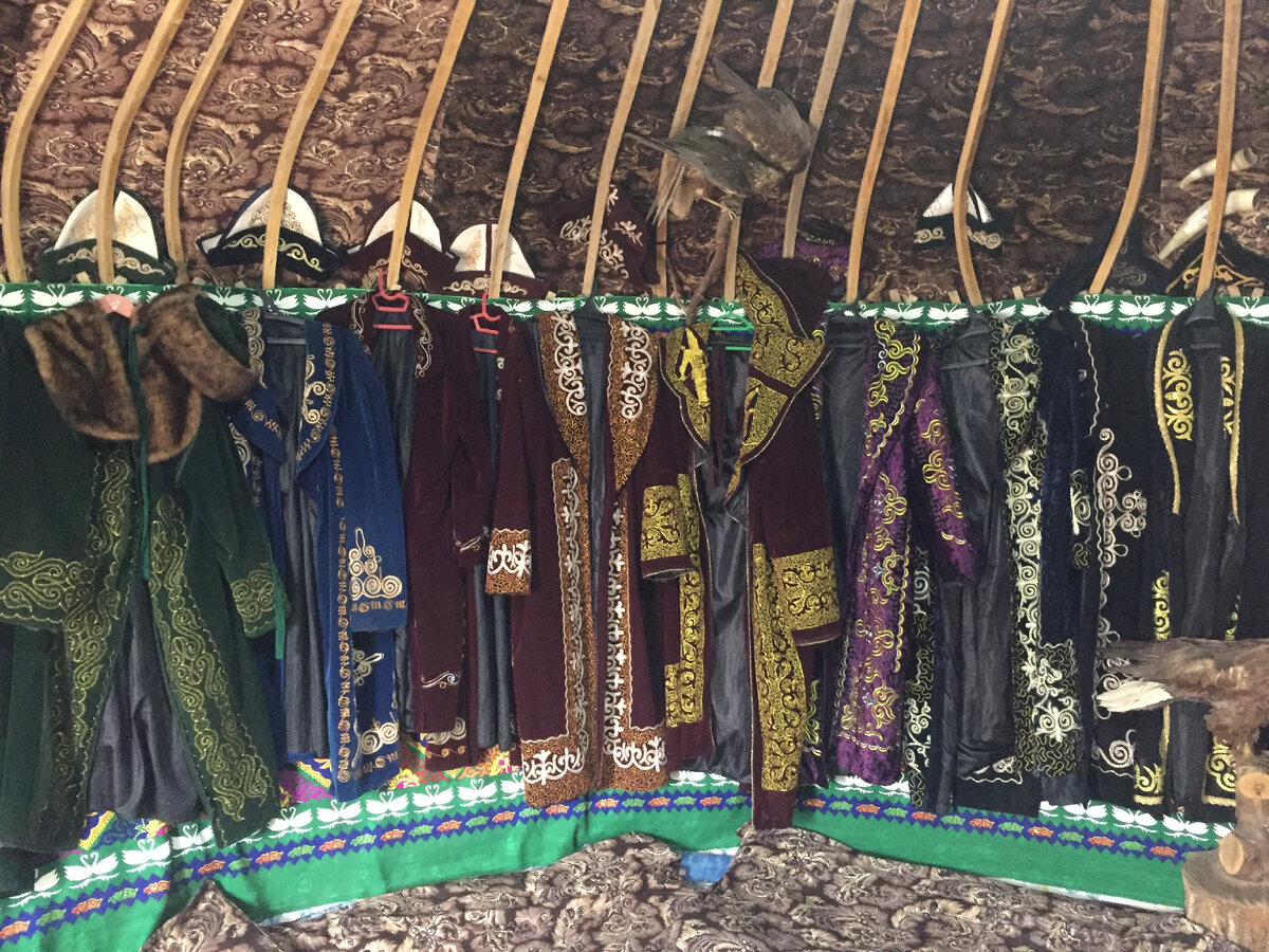 чем можно отличаться от других. чем можно отличаться от других. чем отличаемся от конкурентов. отличие человека от других живых существ обществознание. чем семья отличается других коллективов.