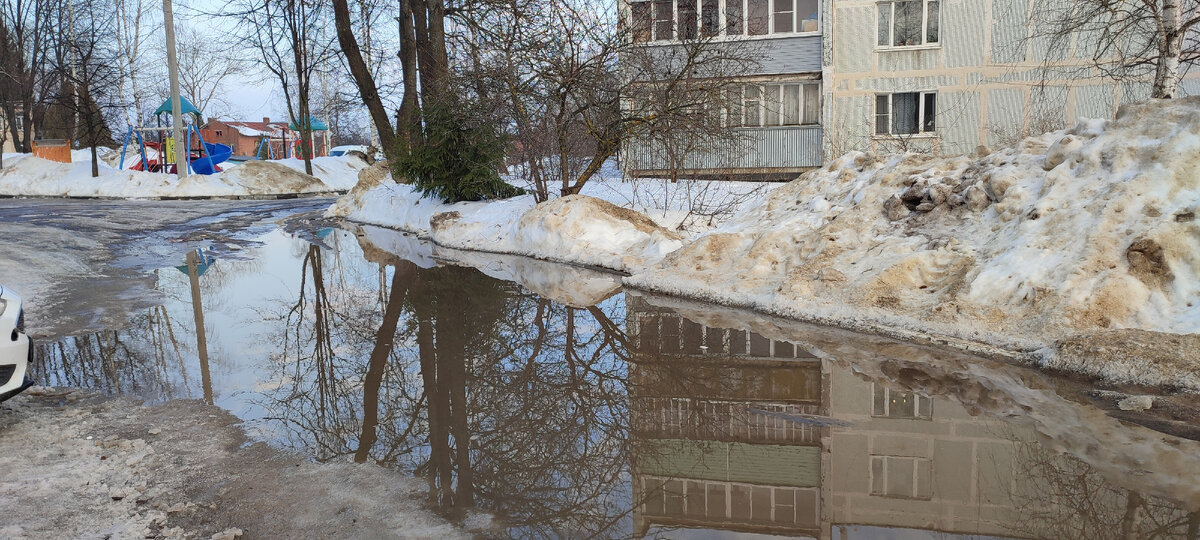 Днем хорошая погода, лужицы кругом