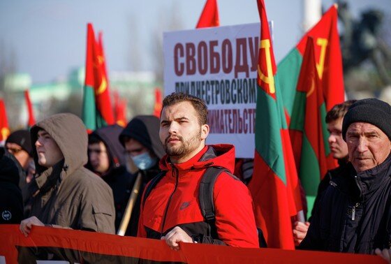    Участники акции протеста против экономического давления со стороны Молдавии на Приднестровье