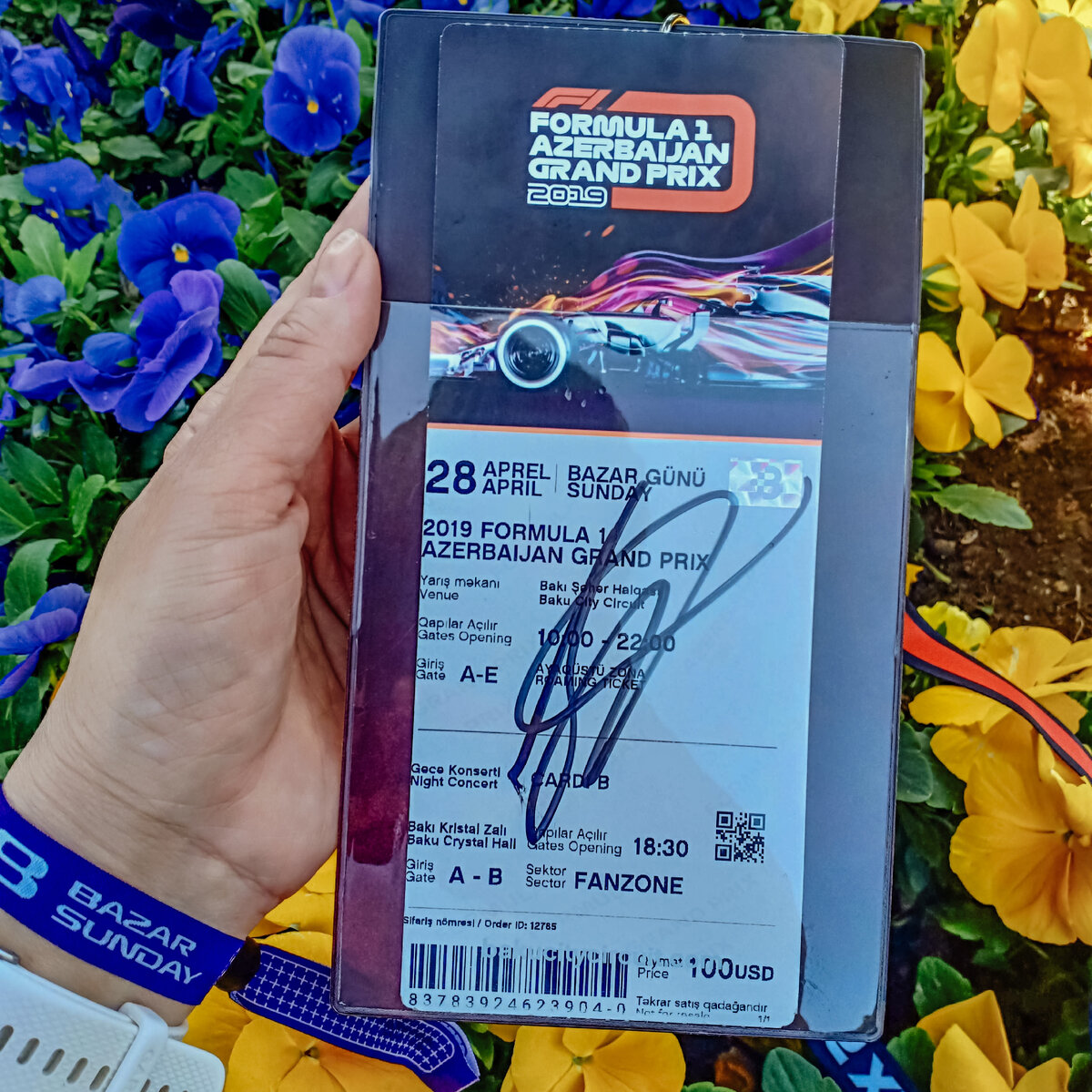 Получила автограф