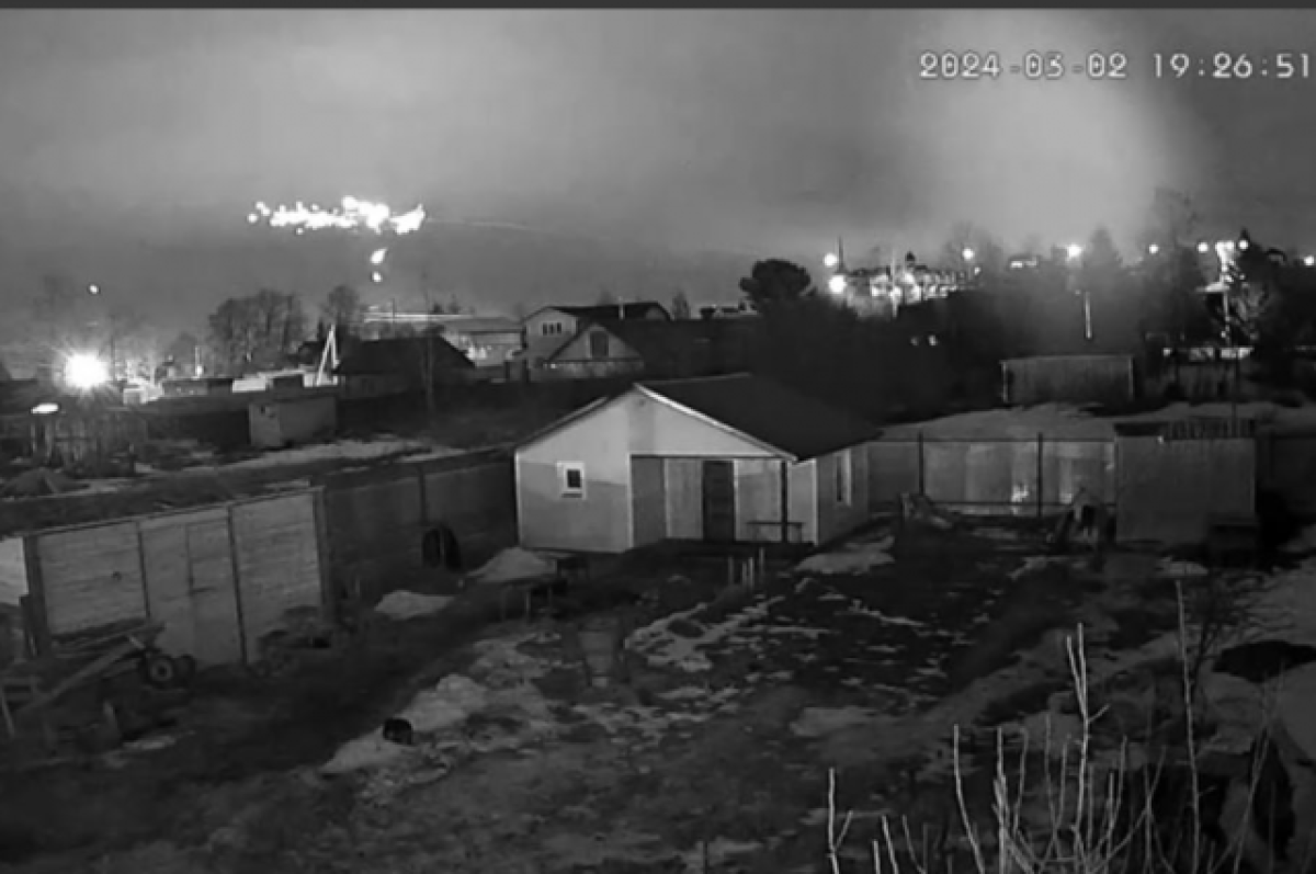    Два мощных взрыва услышали жители Ломоносова