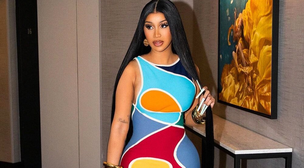 Whipshots Cardi b.