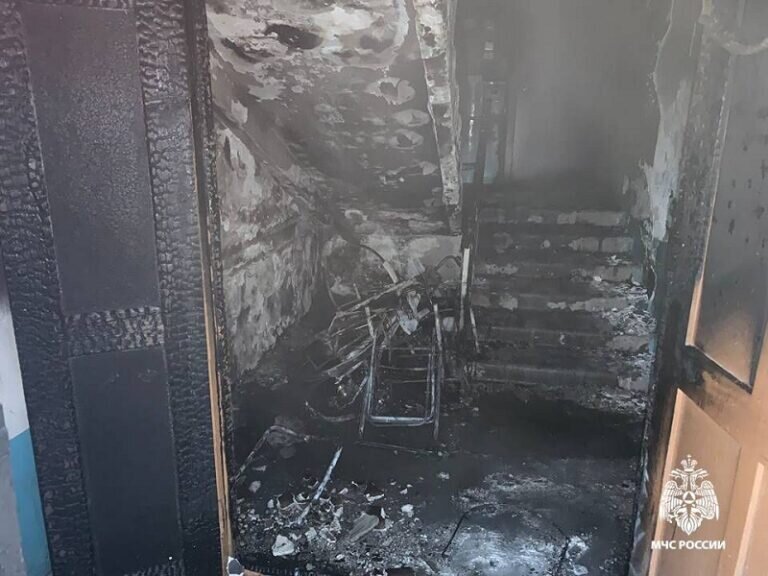    В Новотроицке на пожаре в многоэтажке спасен 21 житель, среди них трое детей Марина Шарт