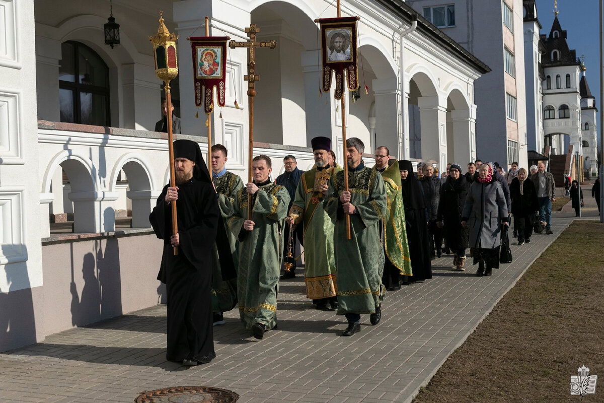 Владыки гор чичжан геншин