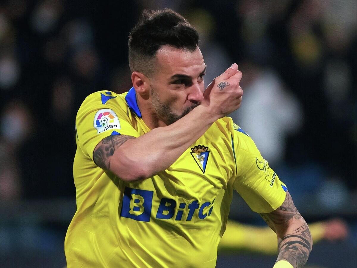    Нападающий "Кадиса" Альваро Негредо© соцсети Альваро Негредо